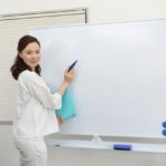 ホワイトボードが消えないときの対策とは? オフィスワーカーさん必見!