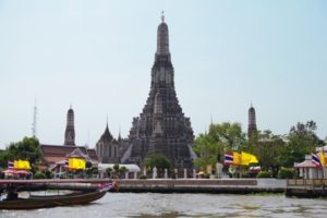 【必見】タイの観光に外せない!ワットアルンが眺められるおススメレストラン