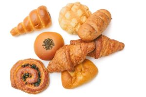 イーストフードの安全性は?パン作りの代用品になる?