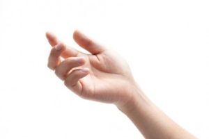 「爪が紫色で痛い!!」　爪が紫色になる原因と対策まとめ！