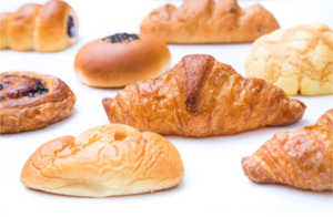 【必見】パンを暑い部屋に一日出しっぱなしなのは食べていい？腐ってる？