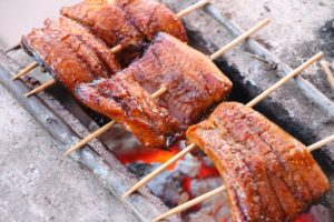 【必見】うなぎは冬眠前が旬って本当?夏と冬では天然と養殖で味に違いが出る?