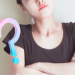 いつも女性の後ろにいる男性の心理とは? 一体どんな気持ちでやってるの?