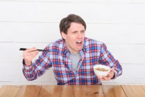 【必見】もんじゃ焼きをまずいと感じる理由は? 苦手なポイントを克服しておいしく食べるコツ