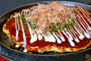 【必見】もんじゃ焼きとお好み焼きの違いやルーツを徹底解説!