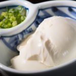 冷ややっこなどの豆腐を生で食べさせたい!何歳から食べていい?